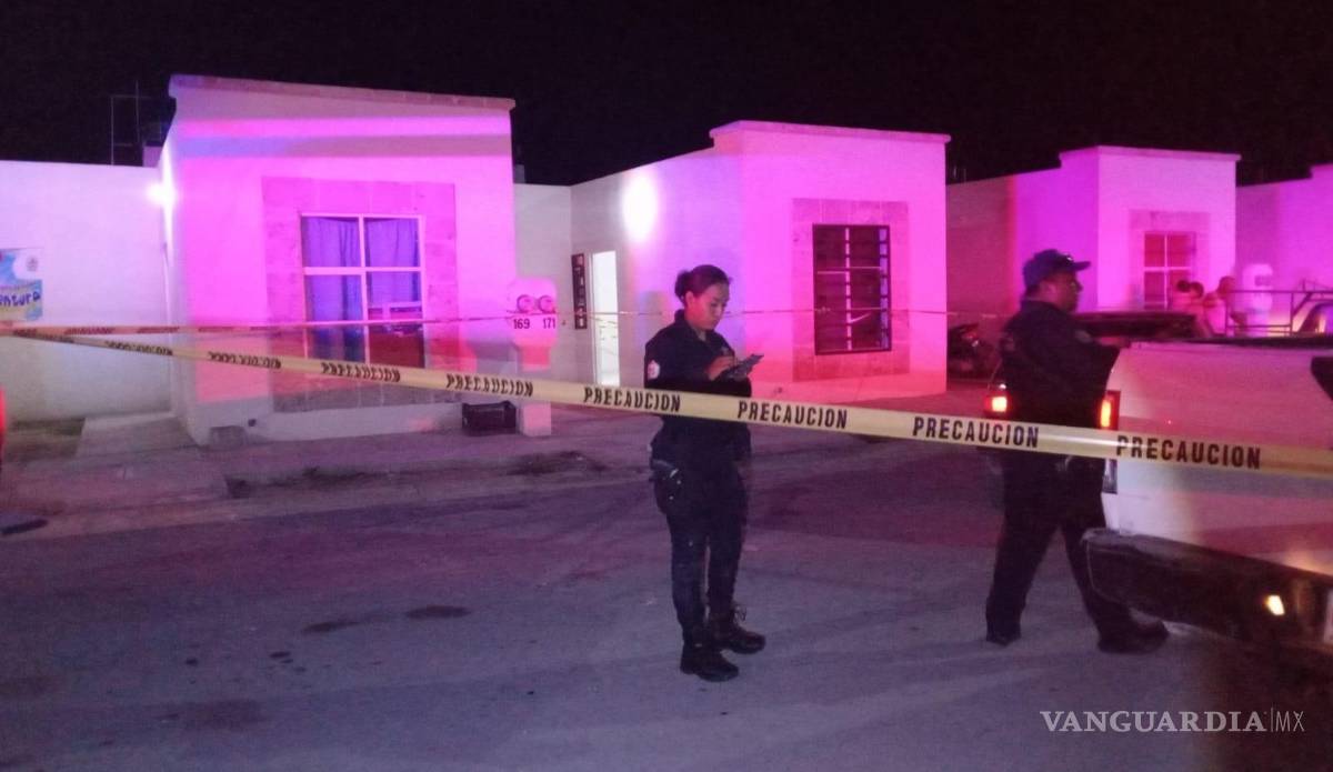 $!El cuerpo fue trasladado a una funeraria para practicarle la necropsia de ley.