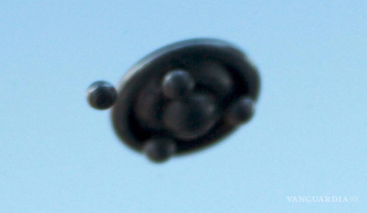 $!El es Antonio Urzi, 'El cazador de ovnis'... ha captado más de 4 mil avistamientos en 18 años (videos)