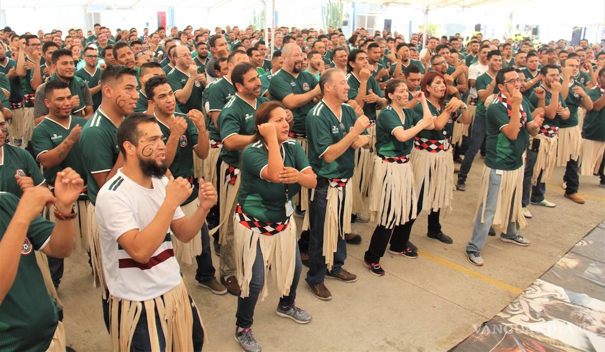 $!Celebración del Vigésimo Aniversario de la empresa Hyster-Yale Group, presidida por Edmundo Morales Gerente de la planta