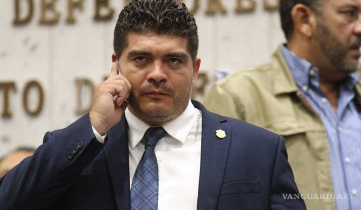 $!Sale a la luz previo trabajo de stripper de Secretario de Educación de Veracruz: 'Es más respetable a robarse el dinero del pueblo'