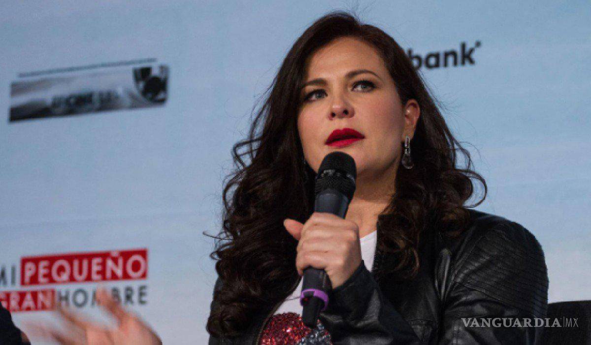 $!Según narra el libro, Arleth Terán acudía con La Barbie a discotecas, restaurantes y bares sin esconderse