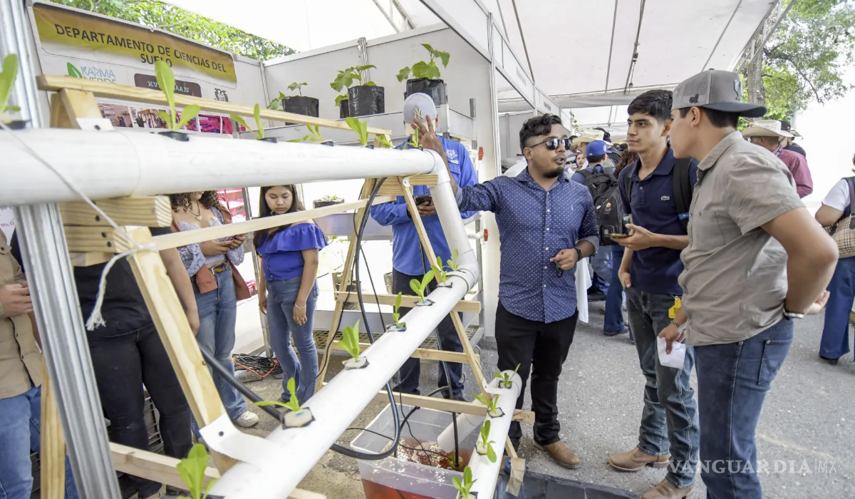 $!Proyectos desarrollados en distintas áreas de la Narro forman parte de las exhibiciones con las que la Universidad acerca la ciencia agrícola al público.