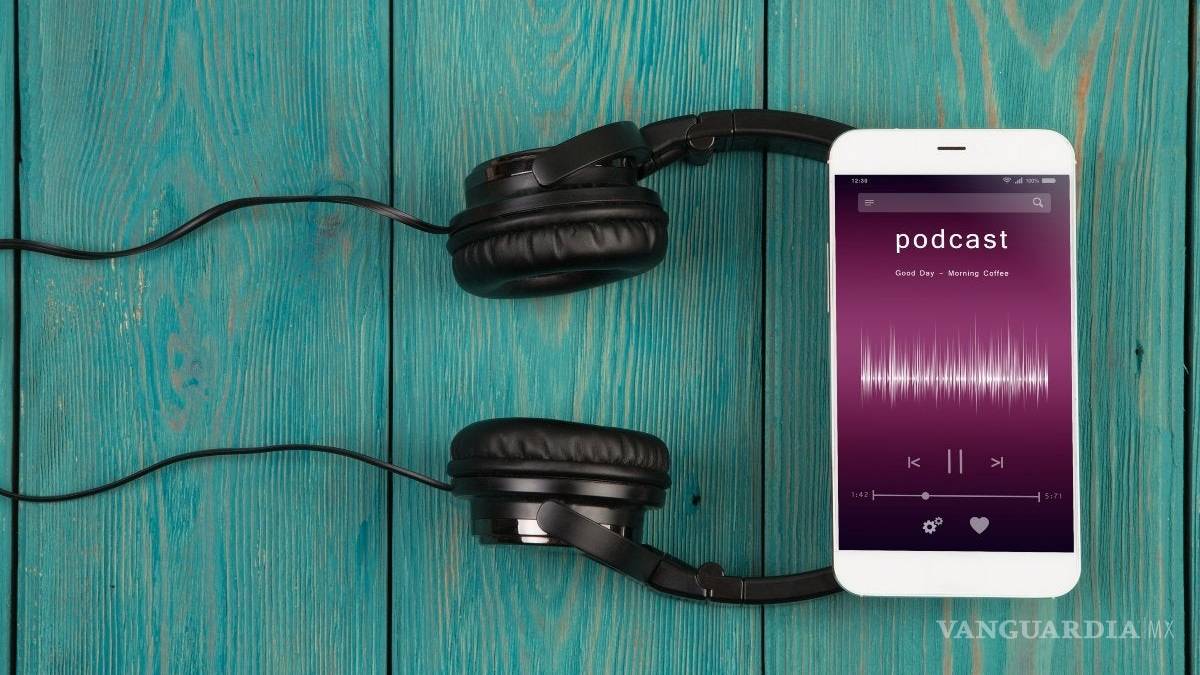 Los mejores podcast de la semana: ‘Girlboss’ | ‘El viajero accidental’ | ‘My Favourite Murder’