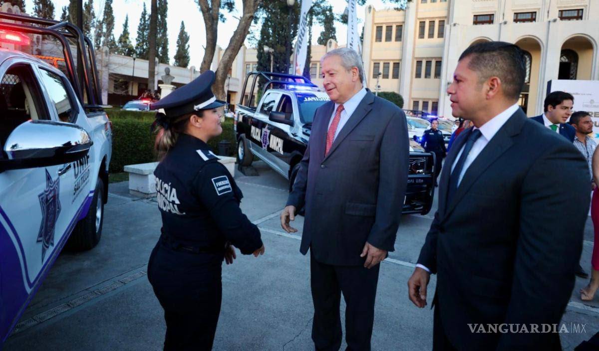 $!El Gobierno municipal le da apoyo a los policías, para que desempeñen mejor su trabajo.