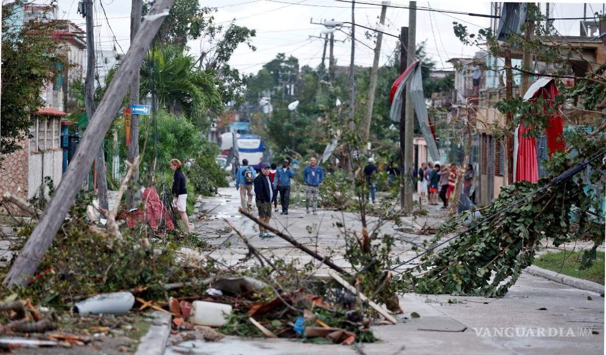 $!La Habana es golpeada con fuerza por un devastador tornado (fotogalería)