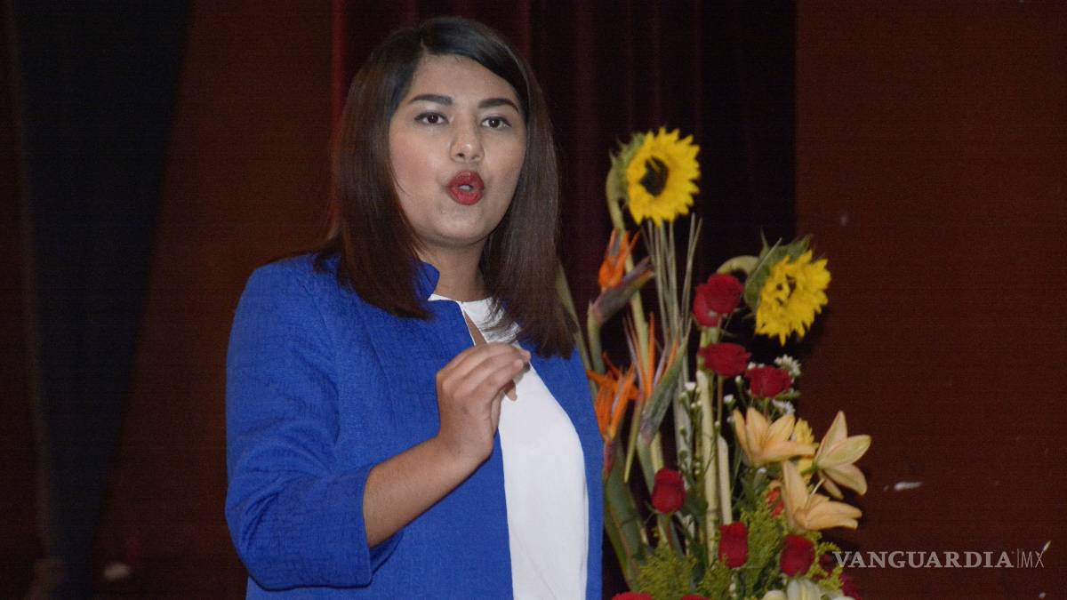 Fomentan la persuasión el Día Nacional de la Oratoria