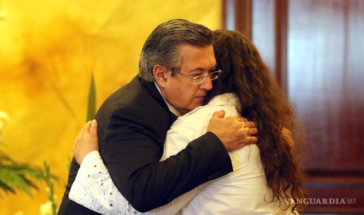 $!'Si un policía te puede matar, imagínate un diputado': padre del maestro fallecido en Saltillo