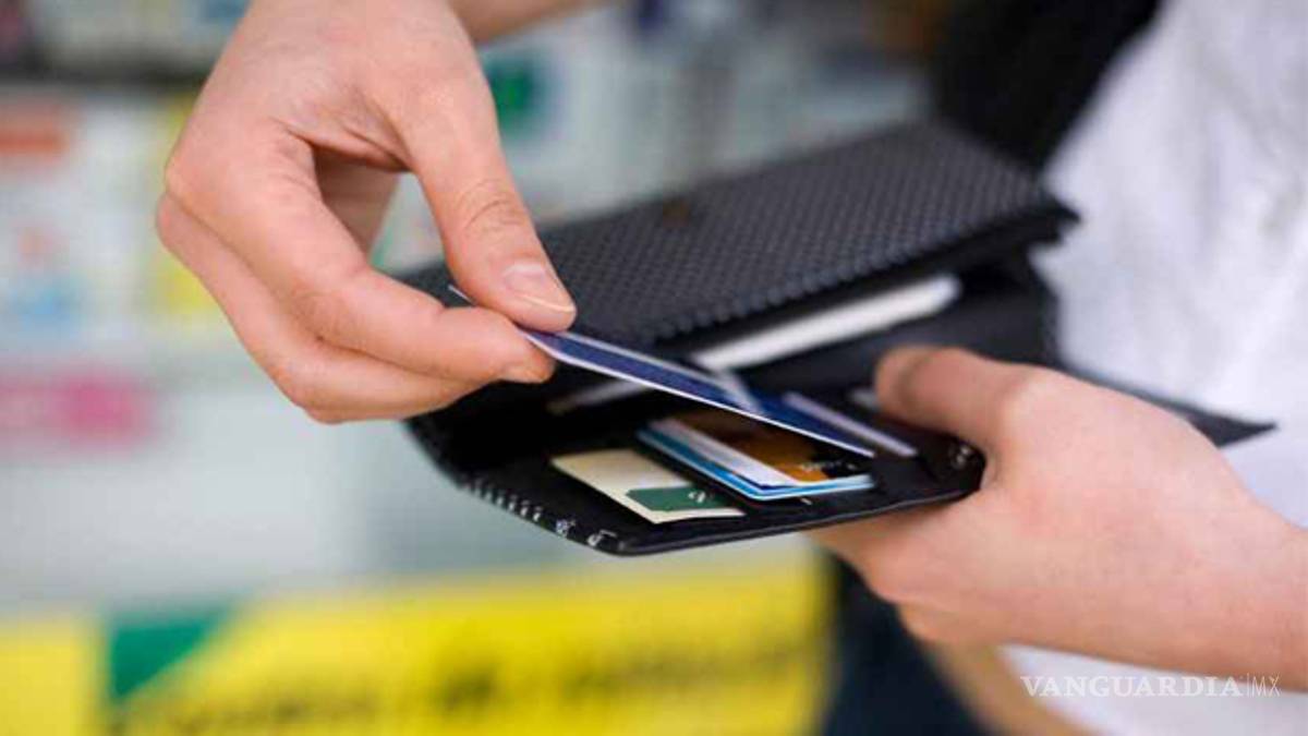 Crédito a empresas y familias está en su menor desarrollo en 4 años