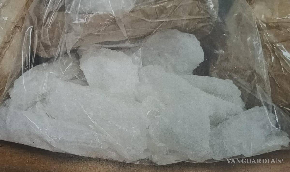 $!El Ministerio Público Federal presentó los objetos incautados, incluyendo los paquetes de drogas, como prueba ante el juez de control.