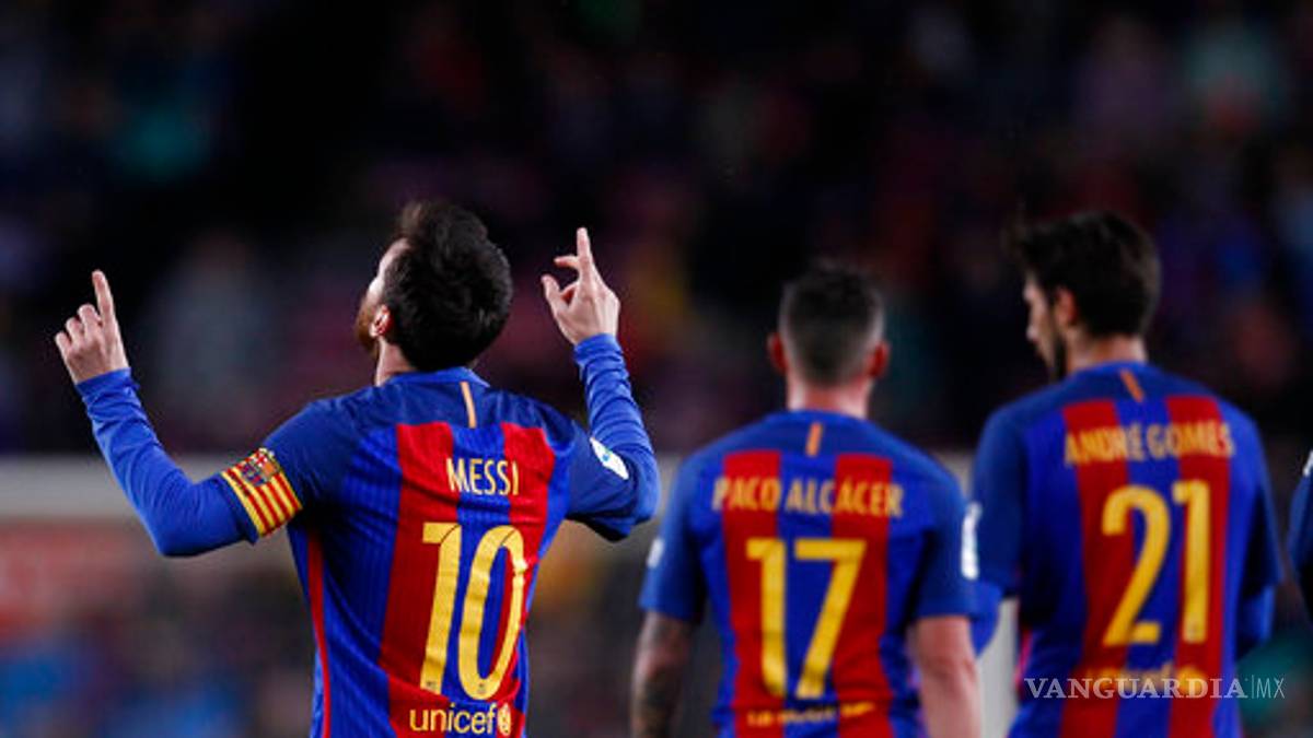 Barcelona masacra al Osasuna y se afianza en el liderato