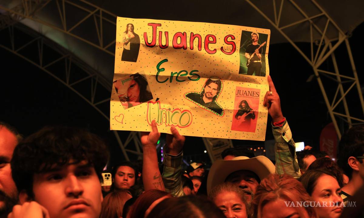 $!El público saltillense apapachó al colombiano en el primer día de la Feria de la ciudad.