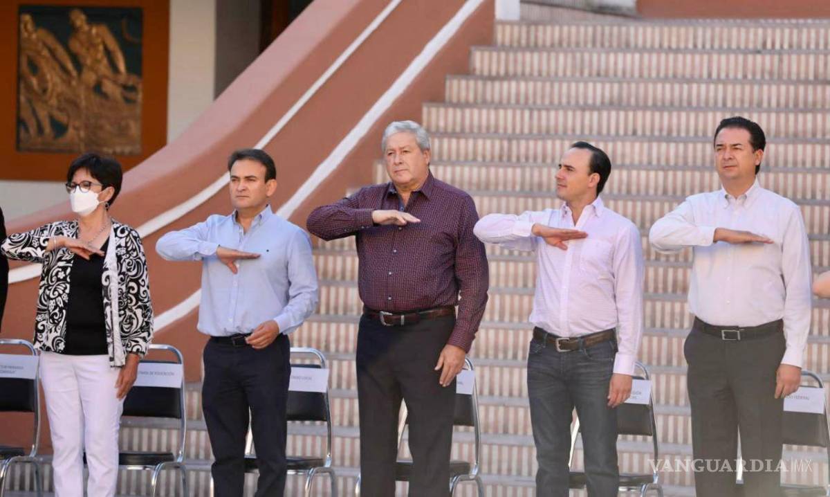 $!Chema Fraustro reconoce que Miguel Riquelme le apuesta a la educación en Coahuila