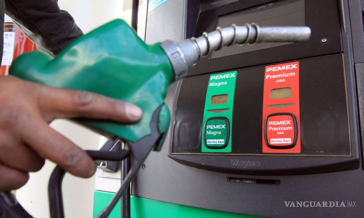 $!Desabasto de gasolina llega a niveles alarmantes en Saltillo y el País