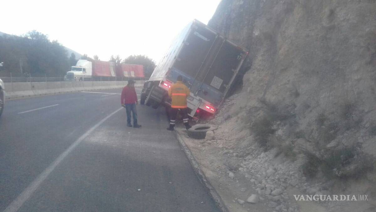 Vuelca en Los Chorros