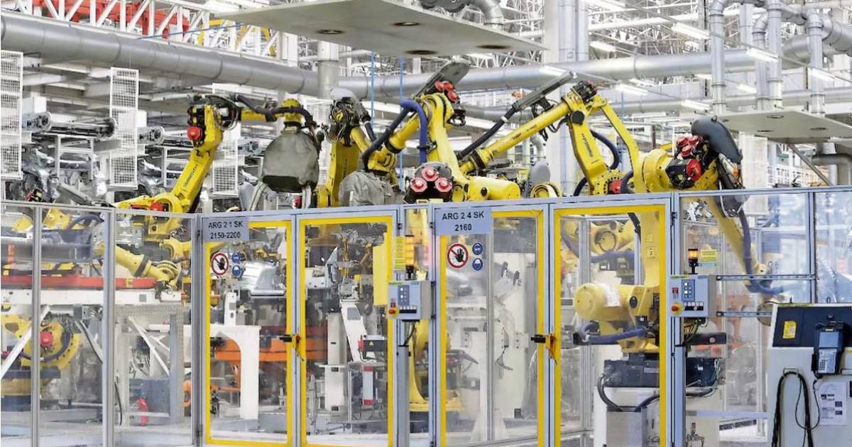 El empleo manufacturero suma 2.5 años a la baja