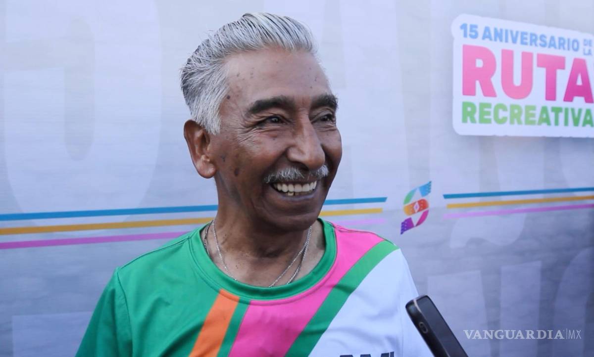 $!El señor Roberto Lucio Robledo entrena cada domingo en la Ruta y celebra la convivencia que ahí se vive.