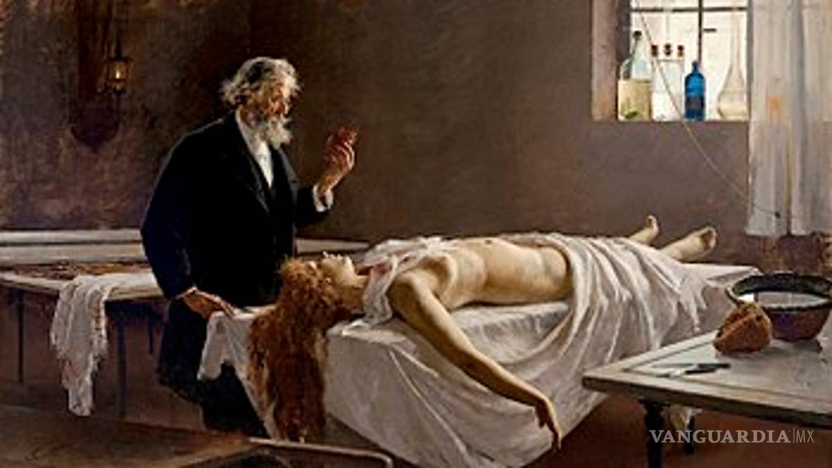 Concluye diplomado en Psicología Forense