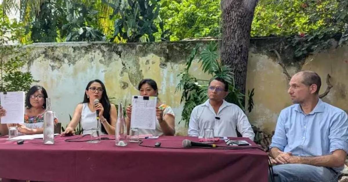 Comunidades mayas denuncian a granjas porcícolas por contaminar acuífero