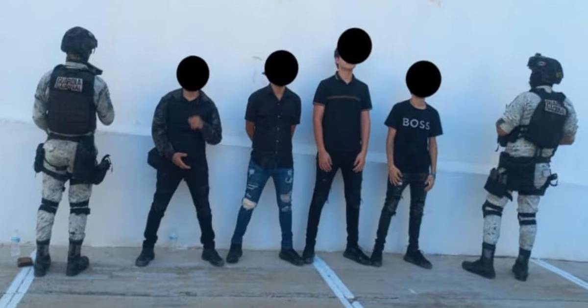 Ejército y Guardia Nacional aseguran químicos, armas y drogas en operativos en Sinaloa