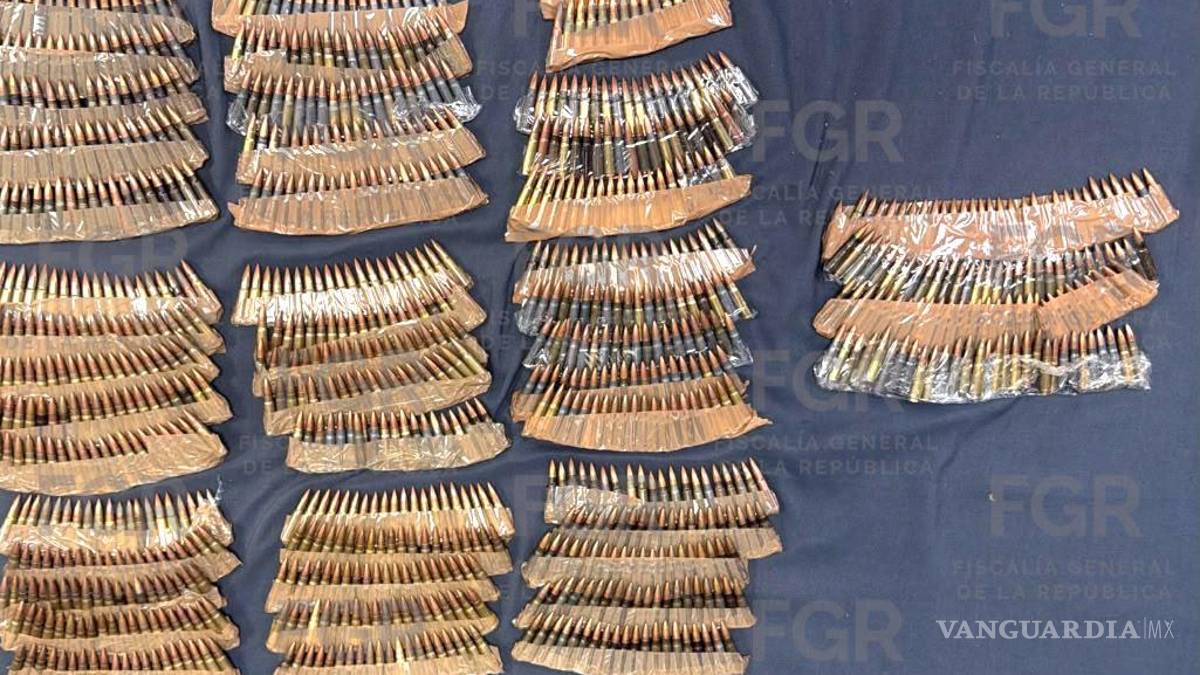 Nuevo León: Vinculan a sujeto que viajaba con una maleta con armas a bordo de un autobús