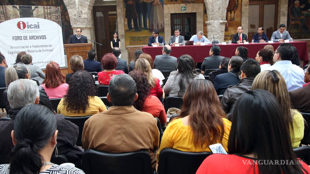 Realizan en Saltillo el foro “Armonización e implementación legislativa en materia de archivo”