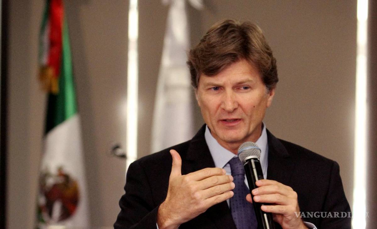 $!Ciudadanía tendría que ser especialista en suelos y aviación para opinar sobre NAIM: De la Madrid