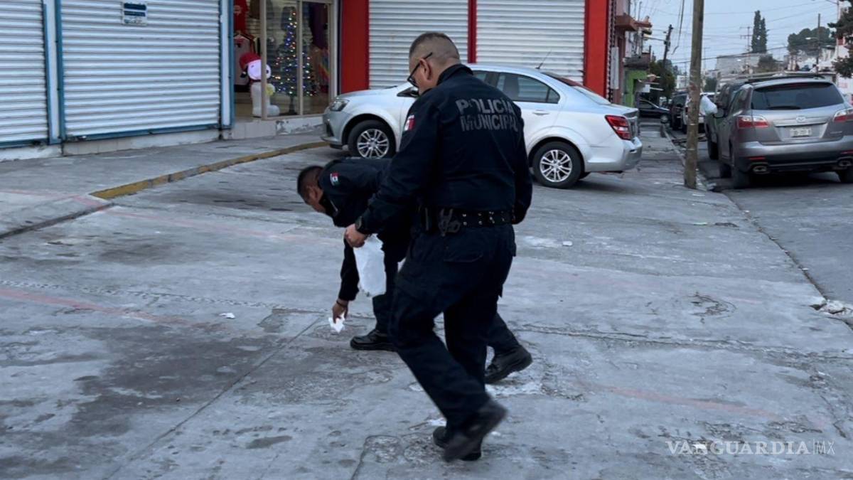 Motociclista dispara contra camioneta que lo tumbó en la colonia Bellavista, en Saltillo