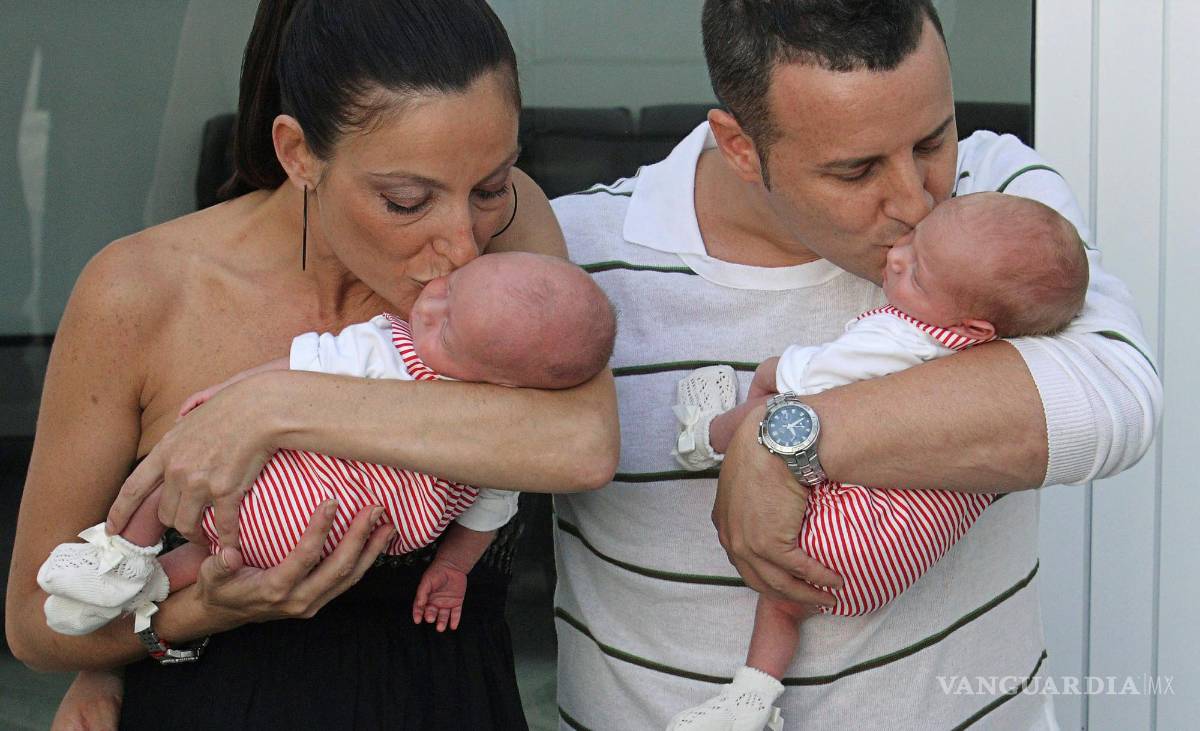 $!Nahuel y Jaume, los primeros gemelos del mundo nacidos tras la combinación de dos técnicas de preservación de la fertilidad.