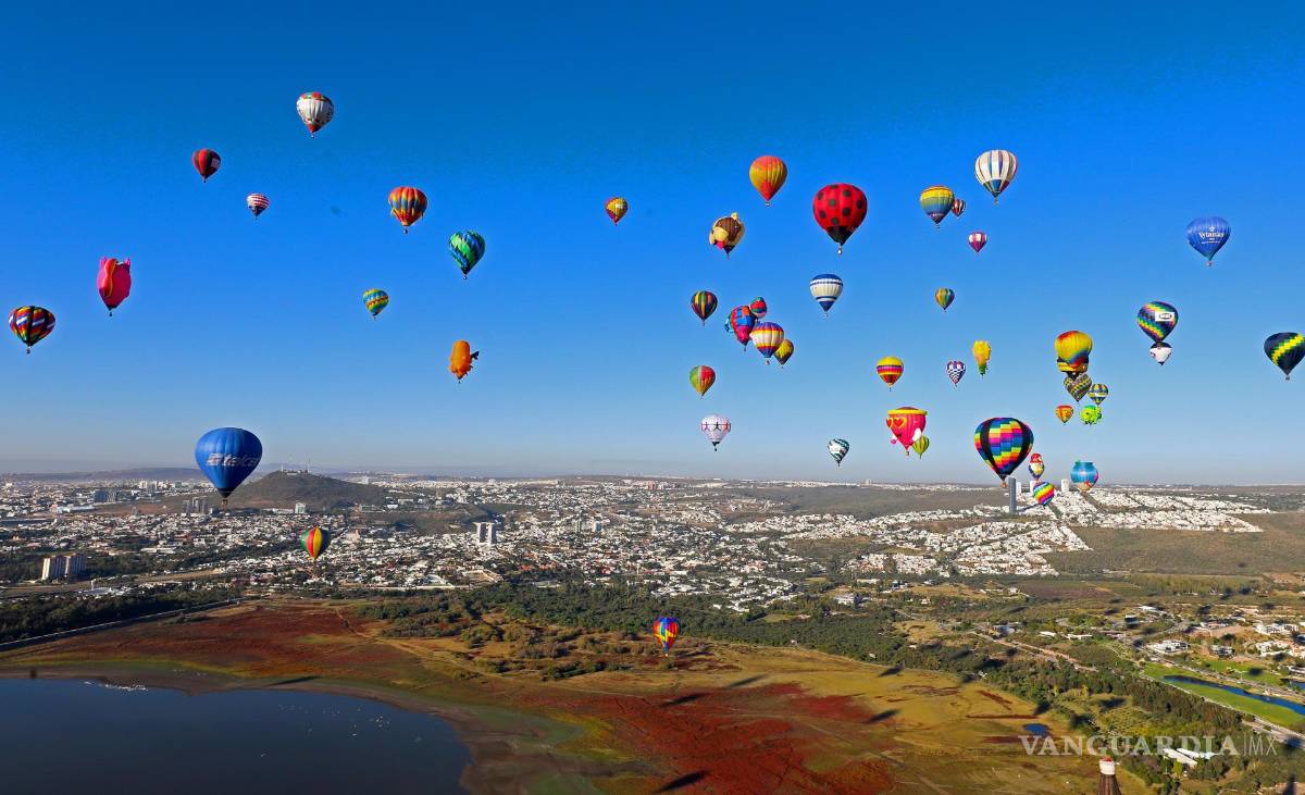 $!El Festival Internacional del Globo, uno de los tres principales eventos de aerostación a nivel mundial, inicio este viernes en León, Guanajuato.