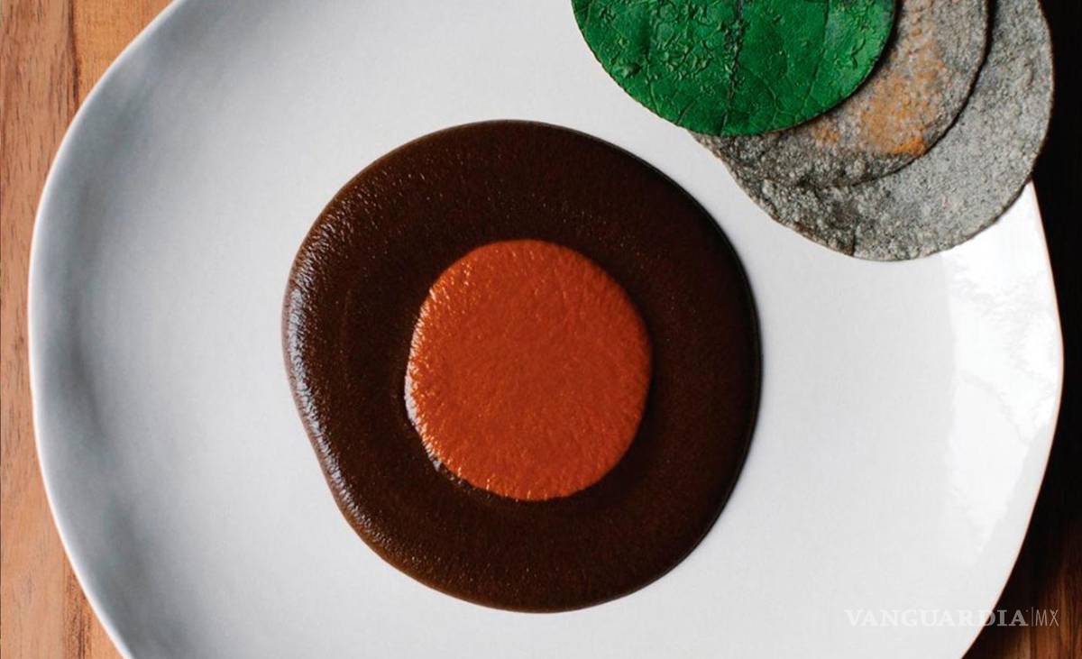 $!Está preparado con 100 ingredientes, entre ellos, tomate, frutos secos y frutas.