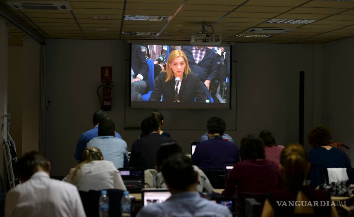 $!Hermana del rey de España declara en juicio por corrupción