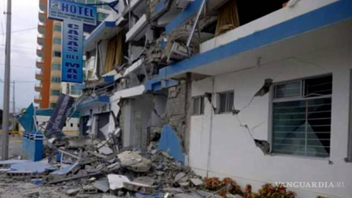 Reportan daños y derrumbe en carretera de epicentro de sismo