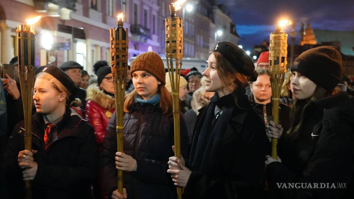 Estas son las 43 imágenes de las representaciones del Viernes Santo que atraparon la atención en el mundo (fotos)