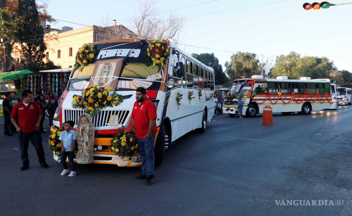$!Para Eduardo Álvarez, también conductor de unidad en esta ruta, fue el cuarto año de asistir a la peregrinación en honor de la virgen-