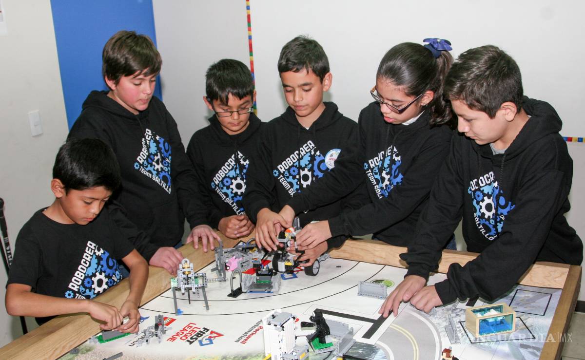 $!Niños saltillenses van a mundial de robótica en Dinamarca