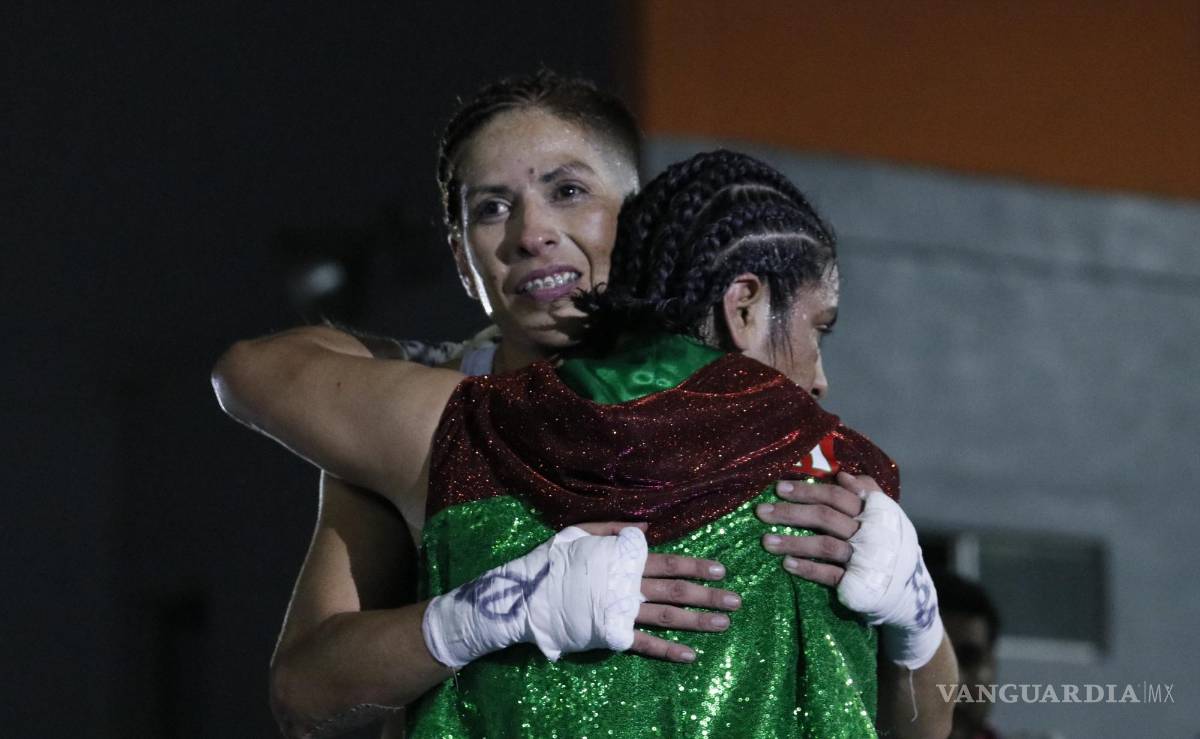 $!Las peleadoras dejaron el sudor y la pasión sobre el cuadrilátero, siempre con la unión por el box al frente.