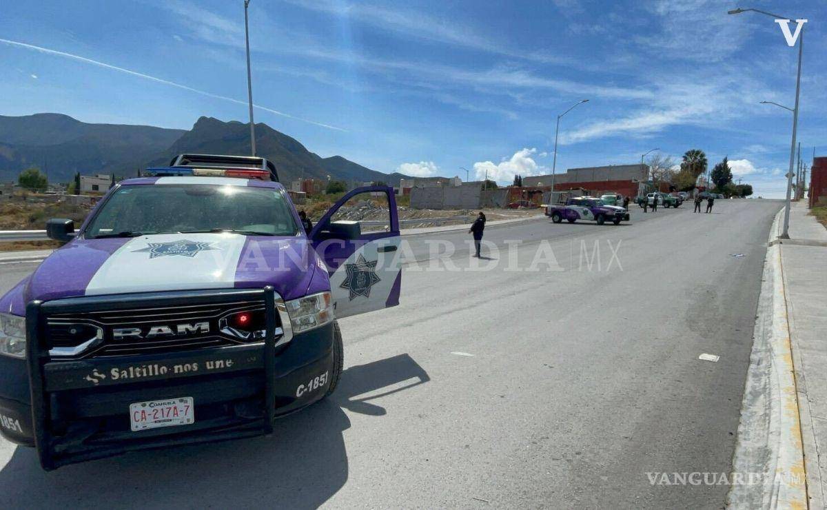 $!Elementos de distintas corporaciones de seguridad desplegaron un operativo en colonias del sur de Saltillo tras el reporte de detonaciones de arma de fuego registradas durante la mañana del martes.