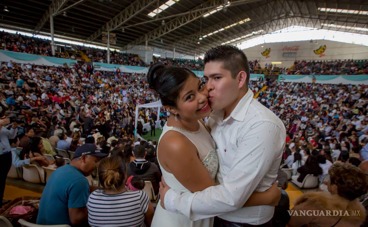 $!Con 1650 bodas celebran en grande Día del Amor en Tijuana