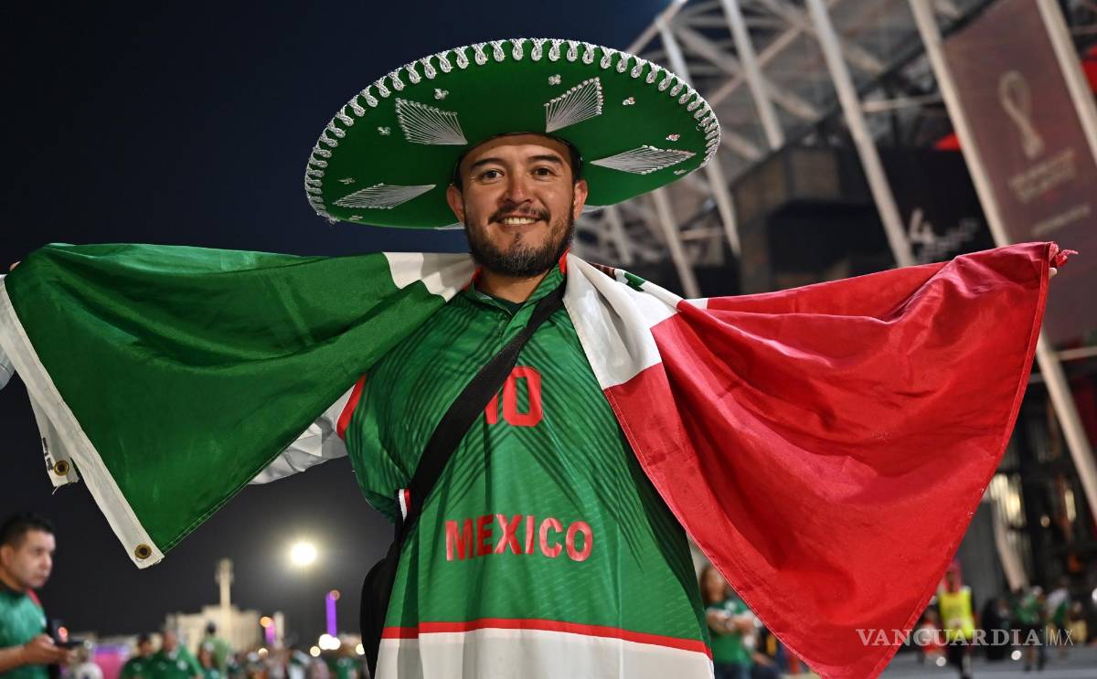 $!Un partidario de México antes del partido de fútbol del grupo C de la Copa Mundial de la FIFA 2022 entre México y Polonia en el Estadio 947 en Doha, Qatar.