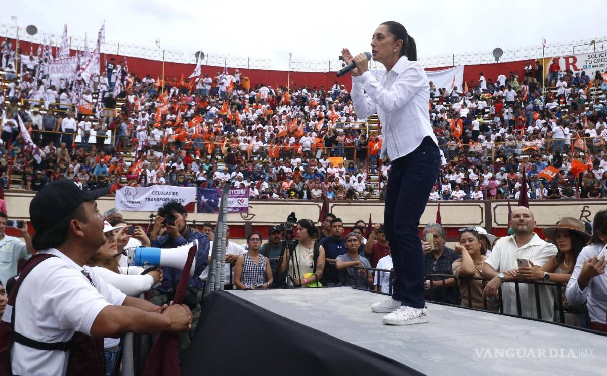 $!Sheinbaum habló sobre la necesidad de escuchar las ideas, experiencias y necesidades de los trabajadores.
