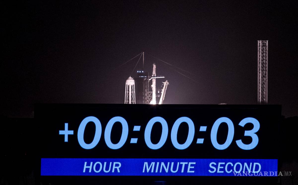 $!La misión SpaceX Crew-7 despega en un cohete Falcon 9 desde el lanzamiento.