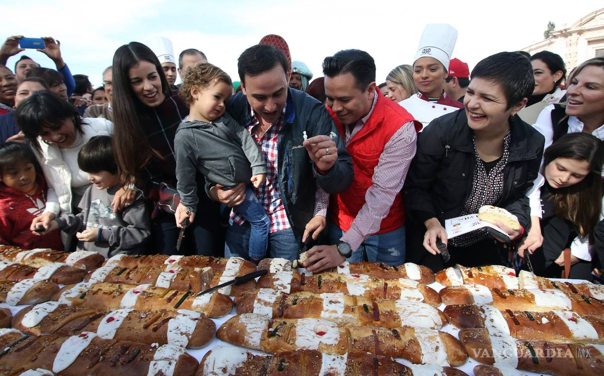 $!Manolo Jiménez parte rosca de ¡kilómetro y medio! y da un mensaje a saltillenses