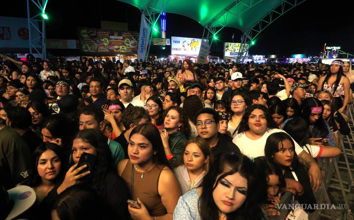 $!Para sorpresa de muchos, fue uno de las noches del Teatro del Pueblo en donde el público reaccionó de manera masiva.
