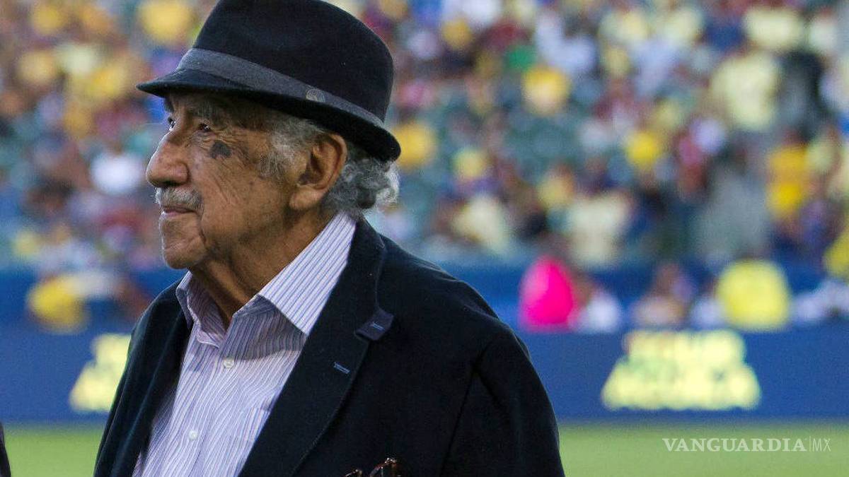 El futbol mexicano lamenta muerte de la voz del Estadio Azteca