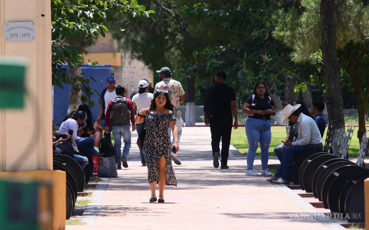 $!Jóvenes provenientes de estados del sur, enfrentan incertidumbre sobre su regreso.