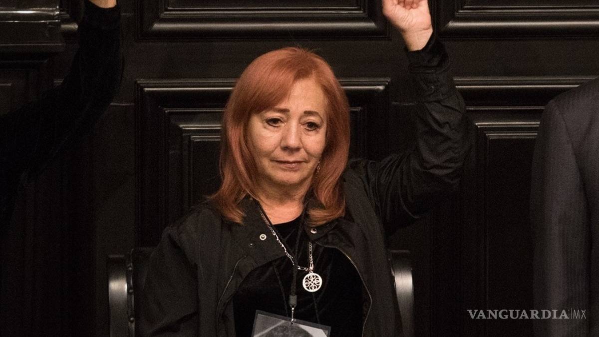 La presidenta de la CNDH presume maestría, pero no tiene cédula