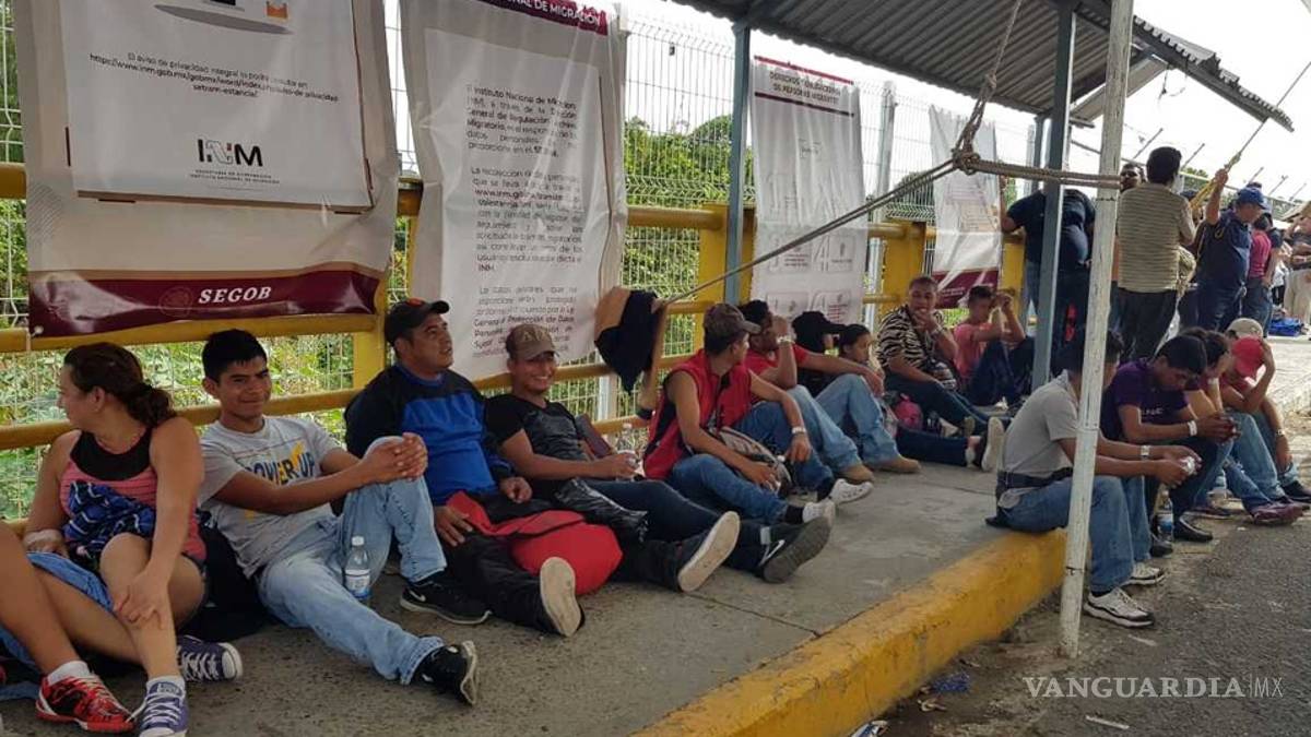 Ocho mil migrantes solicitan visa humanitaria para entrar a México