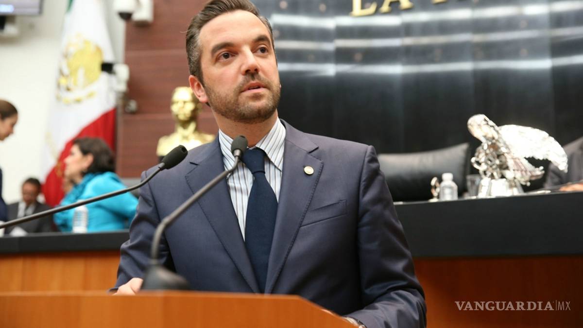 Le descubren 60 millones de pesos 'inusuales' a senador panista señalado por Lozoya