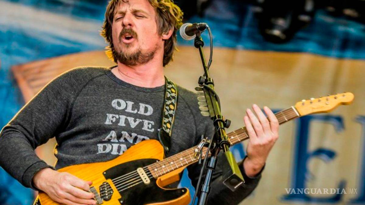 El cantante de country Sturgill Simpson, da positivo a coronavirus