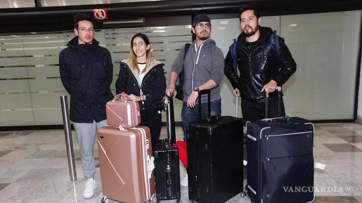 Llegan a la CDMX los mexicanos aislados en Francia por coronavirus